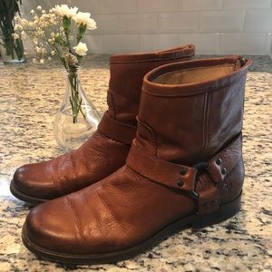 MINT Condition Frye Phillip Harness Booties Sz 7.5